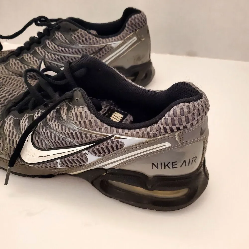 Men's Size 8- Nike Air Max Torch 4 Cool Grey Athletic Sneakers, Black